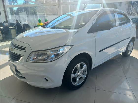 CHEVROLET ONIX 1.0 MPFI LT 8V FLEX 4P MANUAL CHEVROLET ONIX 1.0 MPFI LT 8V FLEX 4P MANUAL